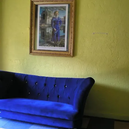 Lela Szálloda 2*