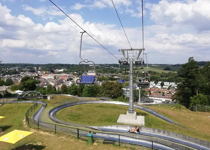 Lela Valkenburg aan de Geul