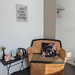 Pink Lela Hotel