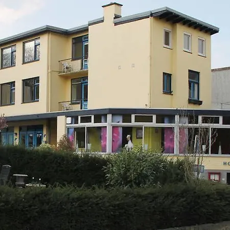 Pink Lela 酒店 法尔肯堡