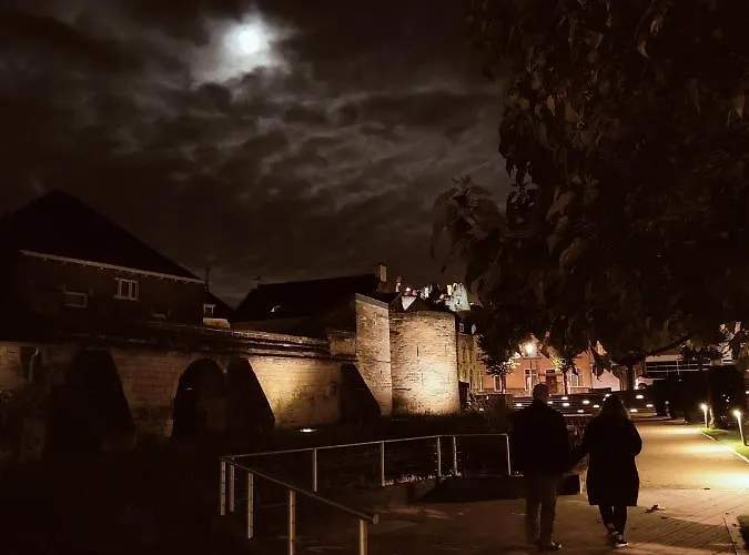 Lela فندق Valkenburg aan de Geul