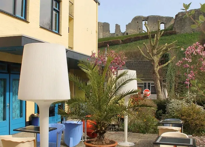 Lela فندق Valkenburg aan de Geul