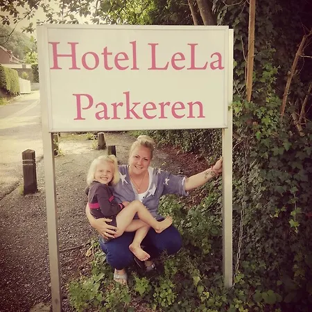 Lela 2* Валкенбург